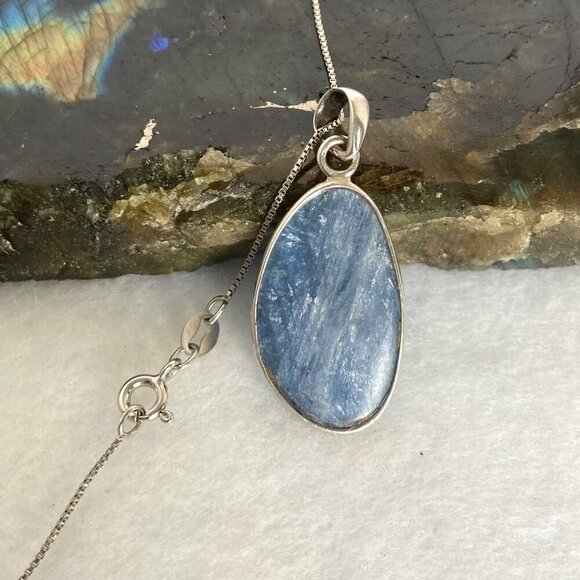 Sterling Silver 925 Bezel Set Blue Kyanite Pendant Necklace 18.75" Box Chain - Picture 11 of 16